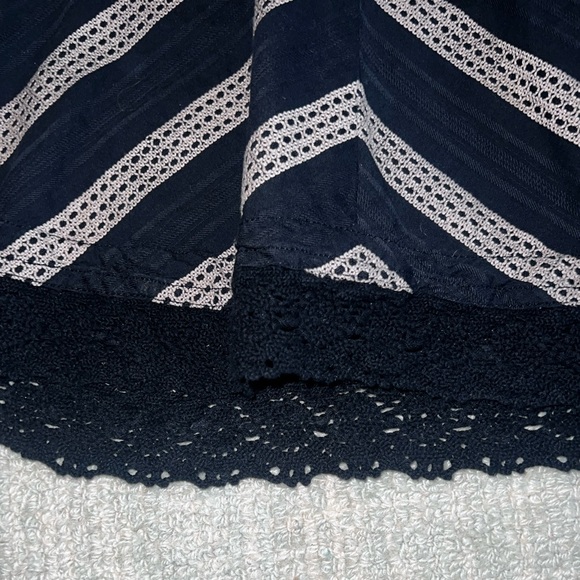 Ann Taylor size 4 gorgeous skirt - Picture 2 of 8